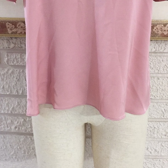 🌹SoHo New York & Company Cold Shoulder Top - Picture 12 of 13